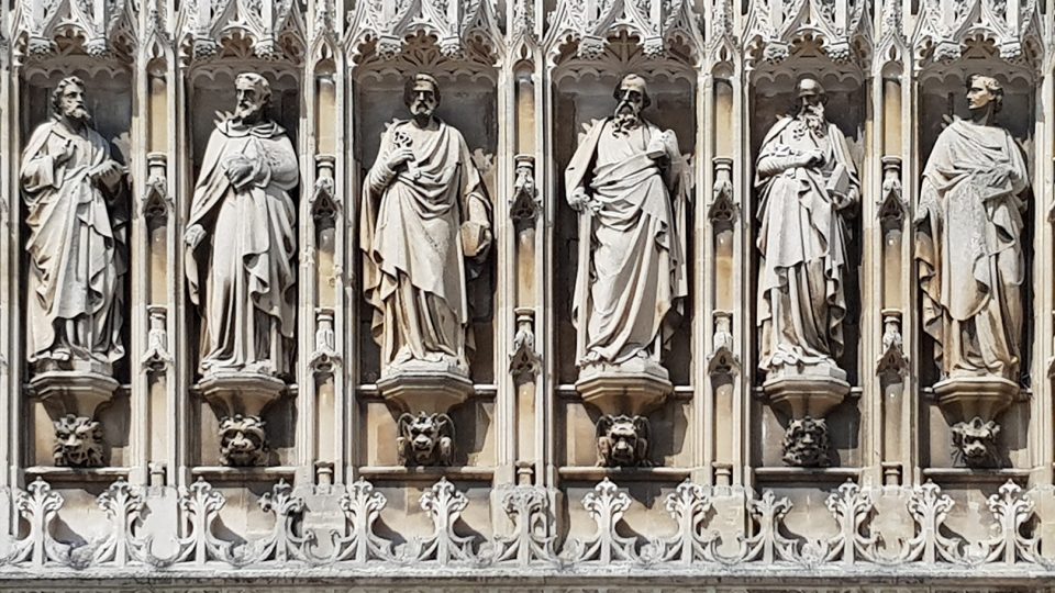 gloucester-cathedral-1620